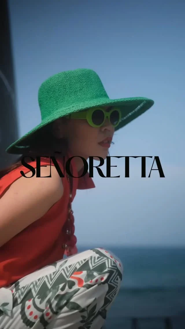Instagram post from senoretta_street. This post is in position 0.