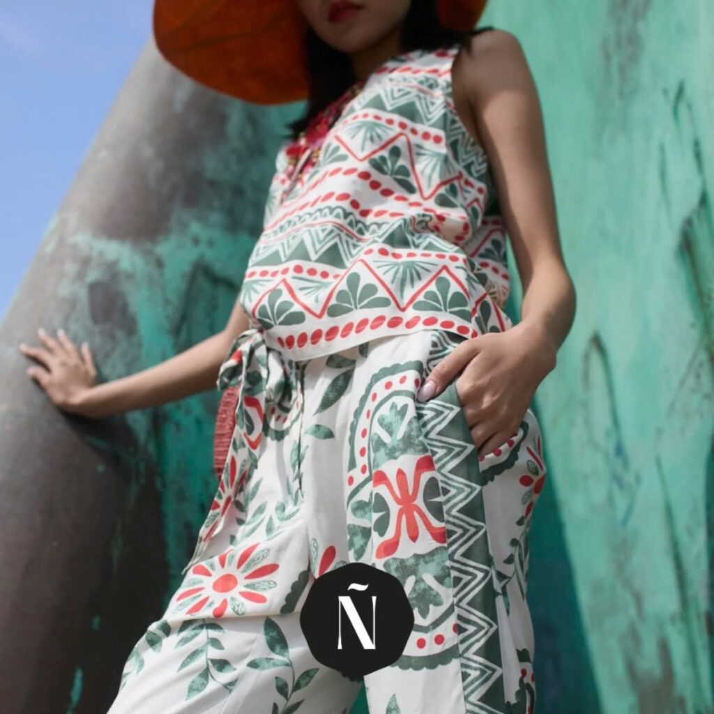 Instagram post from senoretta_street. This post is in position 2.