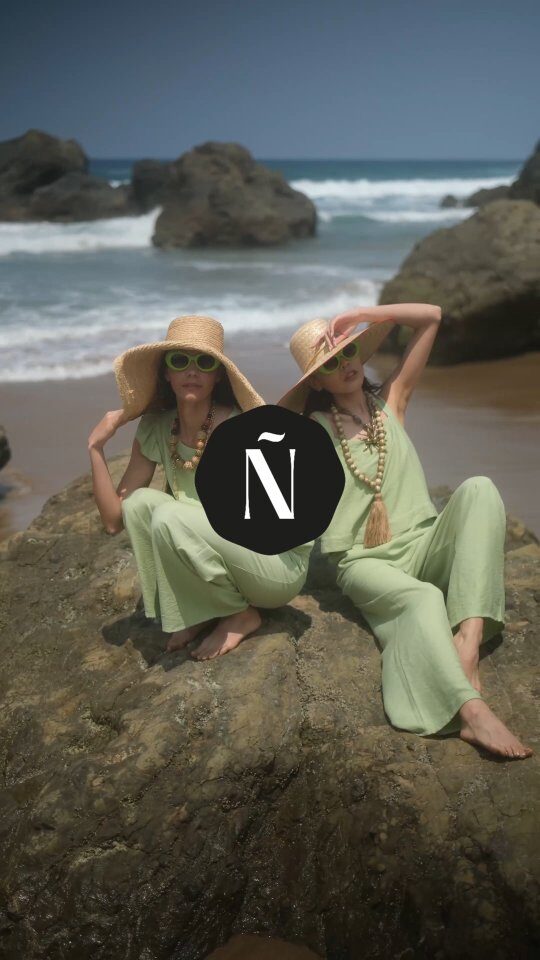 Instagram post from senoretta_street. This post is in position 1.